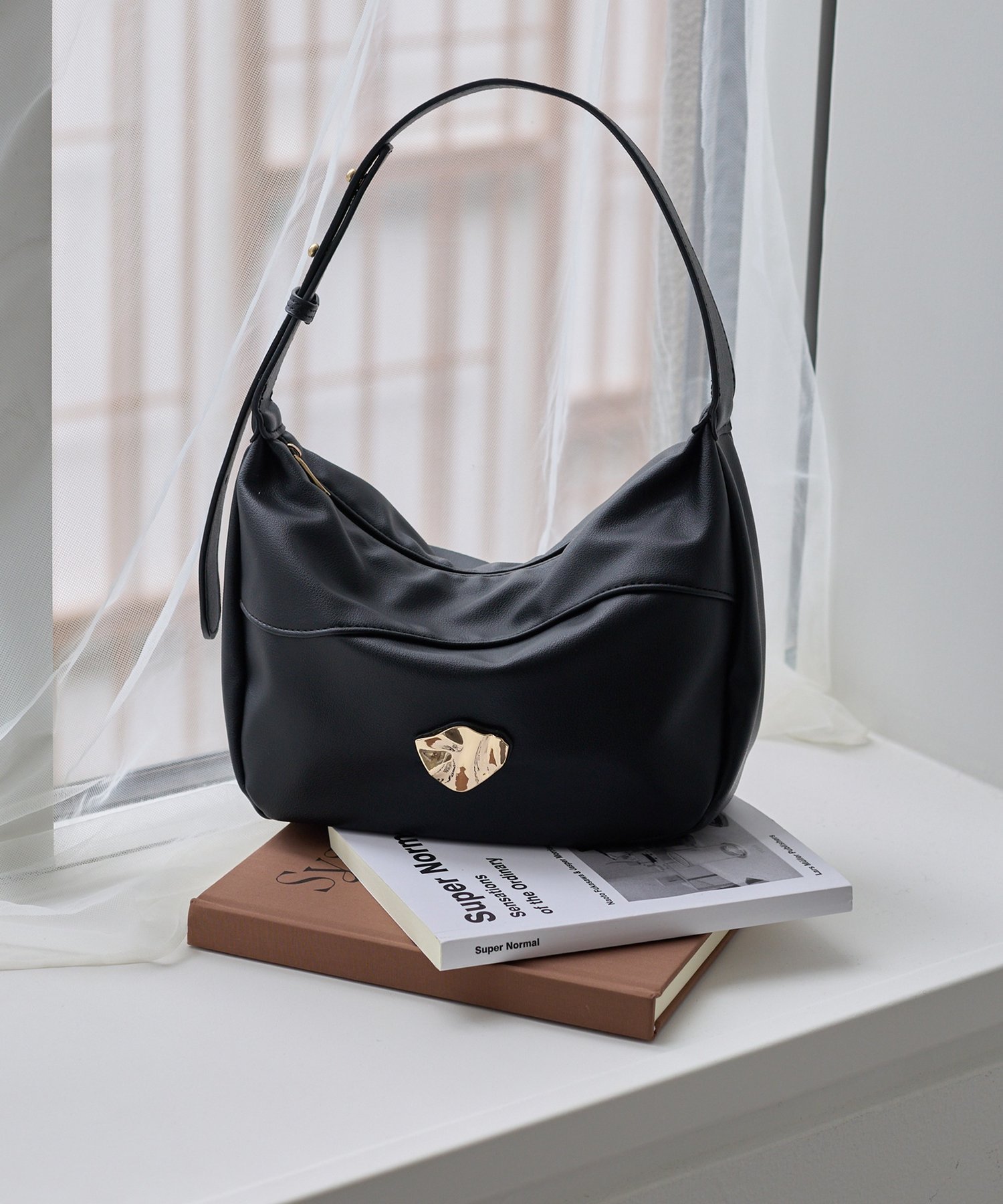 Thevon.｜【Yuna&Mayuコラボ企画】ニュアンスワンハンドルバッグ