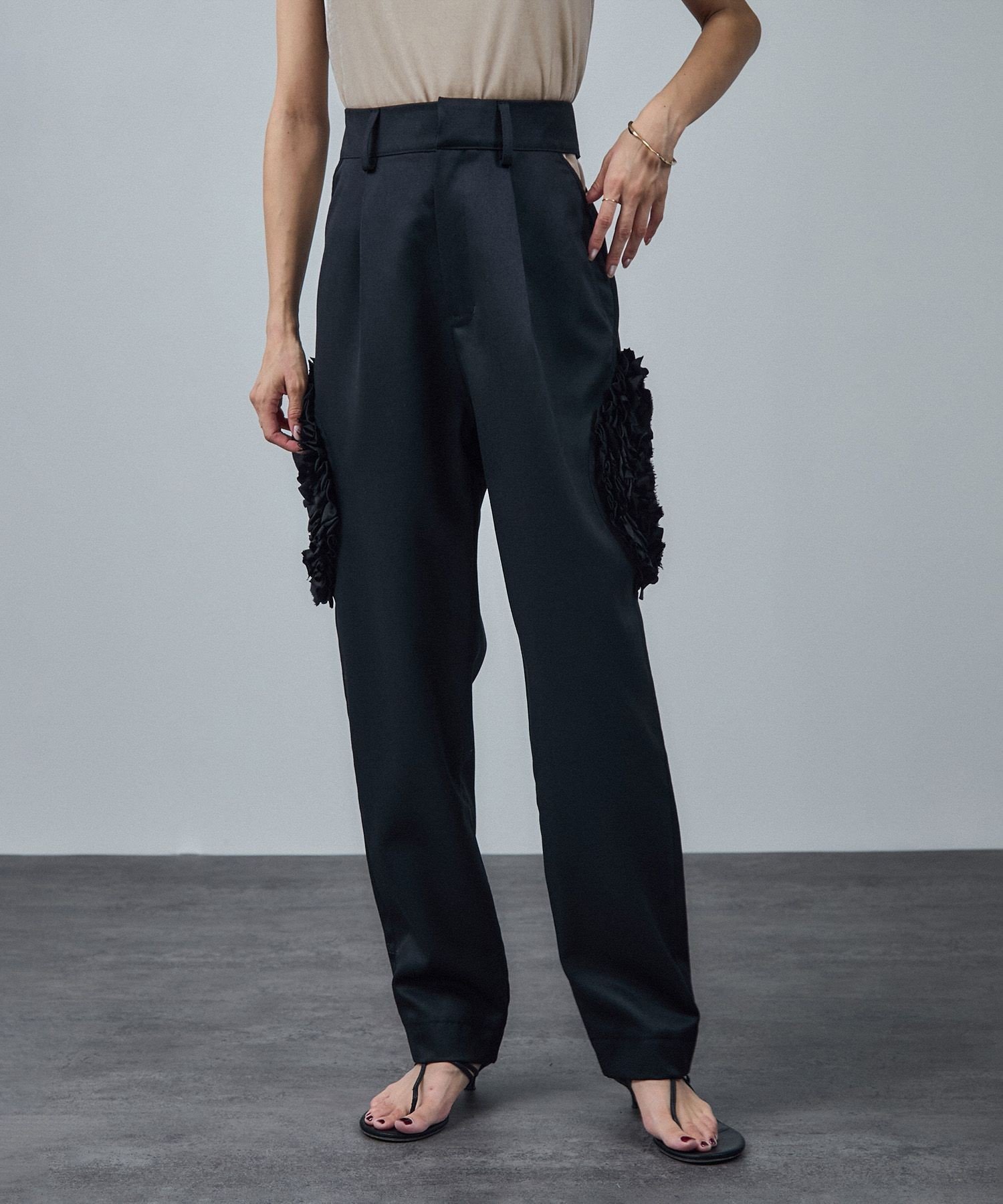 SALON adam et rope'｜【VELVETY INDIGO BLUE BLACK】NUT PANT