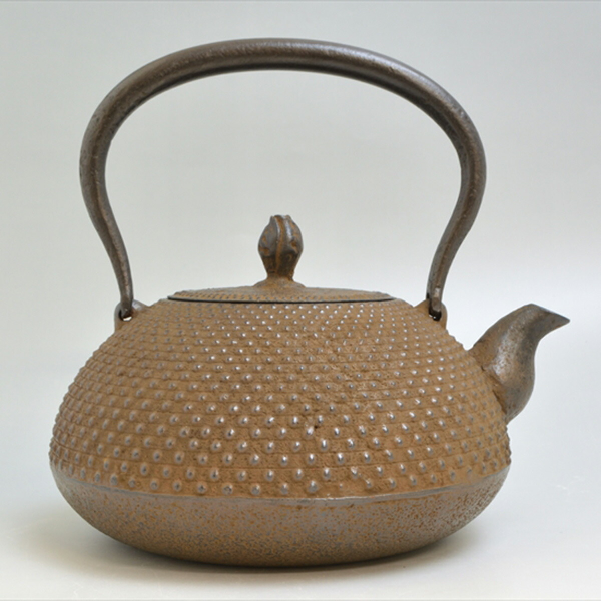 楽天市場】南部鉄器 鉄瓶 1.4L 新型宝珠アラレ 菊池真吾 伝統工芸士