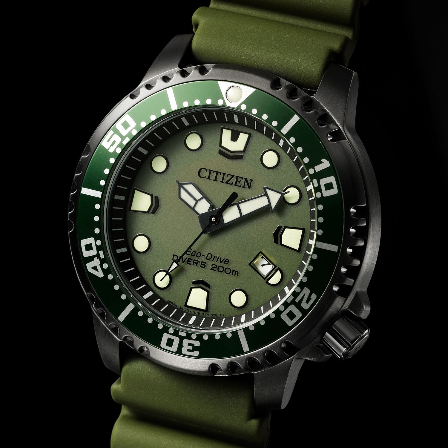 稼働】シチズン プロマスター エコドライブ チタニウム ねじ込み式