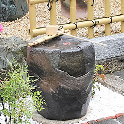 楽天市場】【ポイント10倍】送料無料 信楽焼き湧き水電動つくばい 陶器