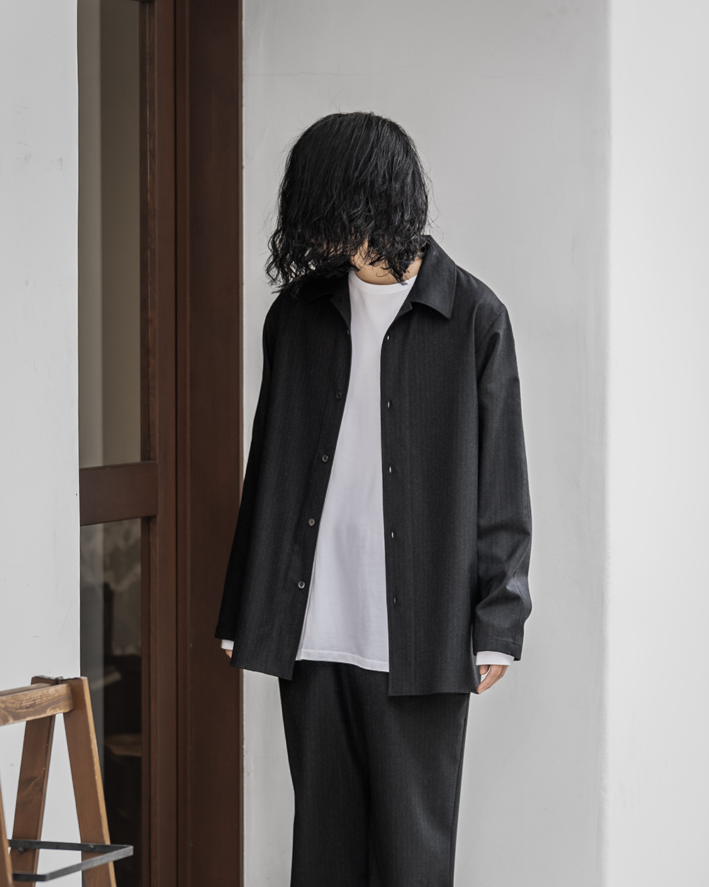 山内 / ウールブラックストライプ・パジャマシャツ | twelve