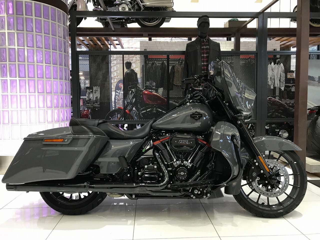 2018年ストリートグライドCVO入荷しました！ [最新情報] | U-MEDIA