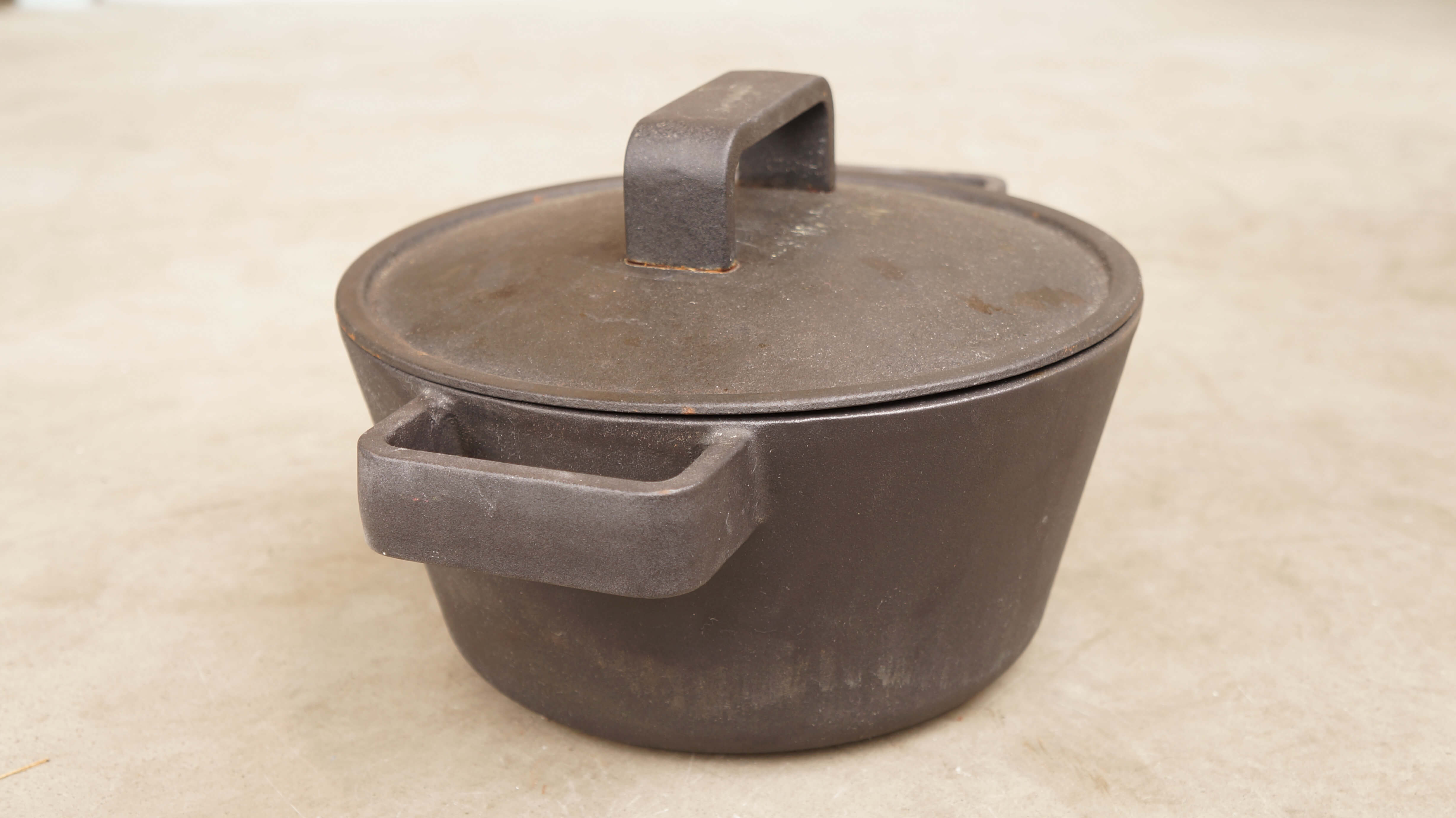 iittala Tools Dahlstrom98 Iron Casserole 3.0ℓ/イッタラ ツールズ