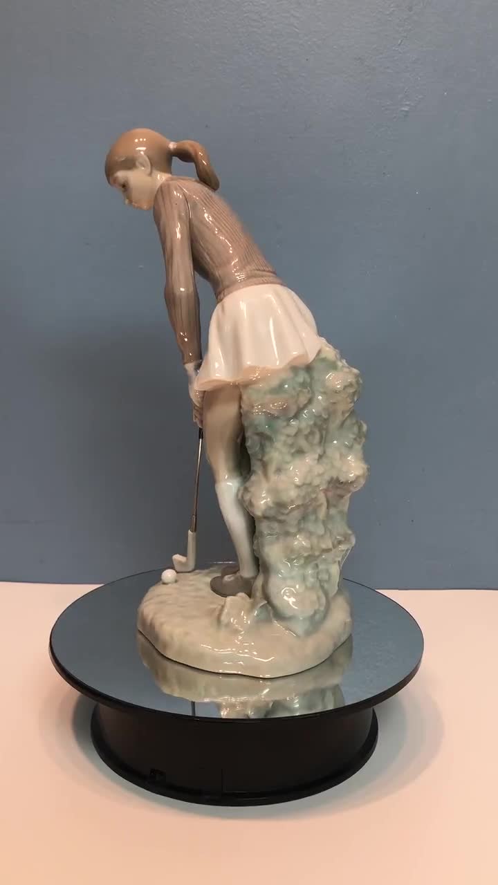 Vintage Lladro Retired Figurine, Young Woman Golfer Making A Putt