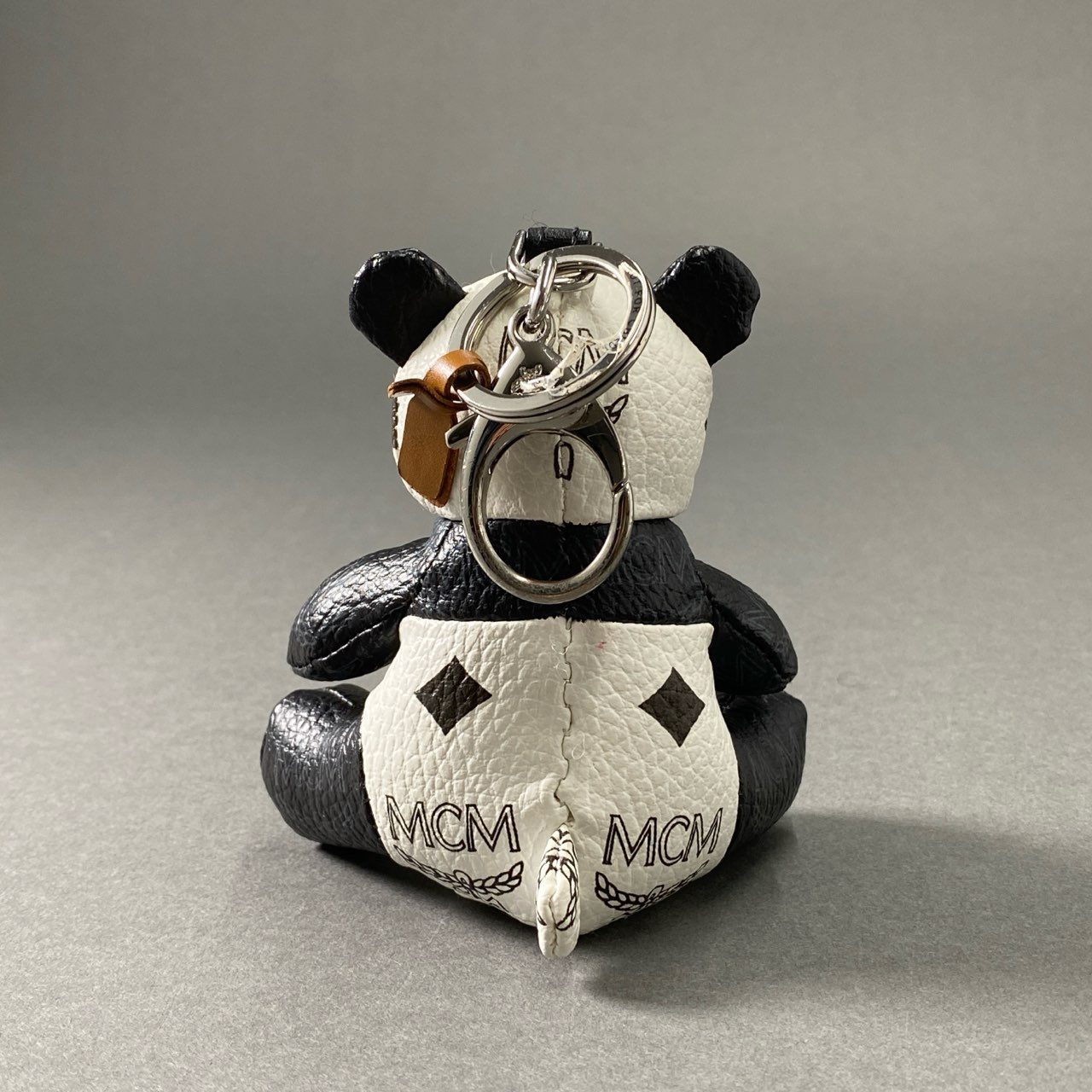 Pf23 MCM エムシーエム PANDA CHARM パンダ チャーム キーホルダー