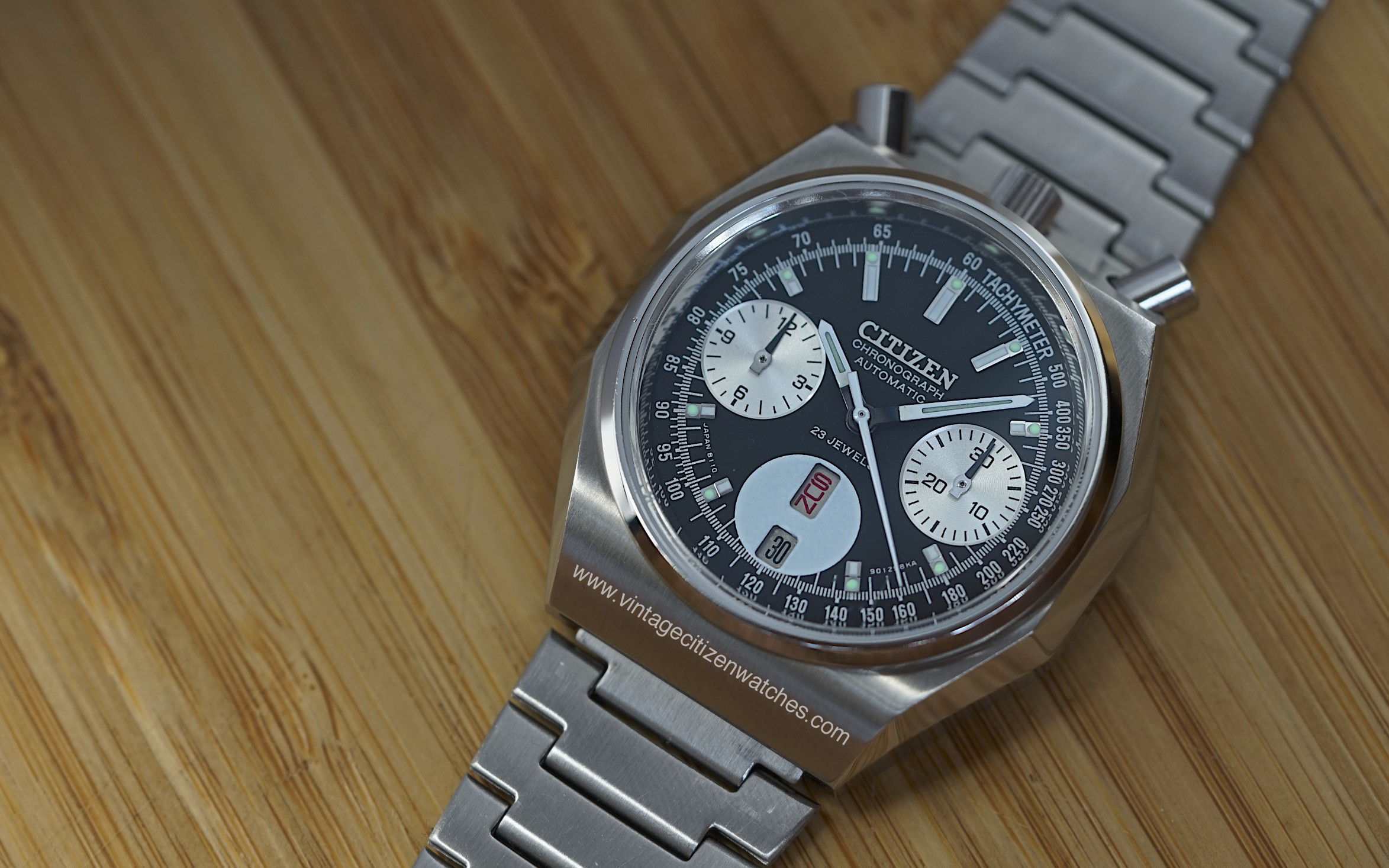 Citizen “bullhead” Chronograph 67-9356 – Vintage Citizen Watches