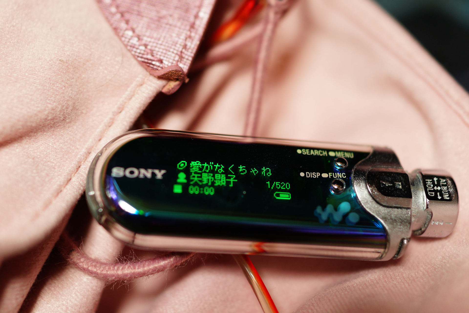 こいつ、まだ動くぞ(笑) 【SONY・ネットワークウォークマン [NW-A608