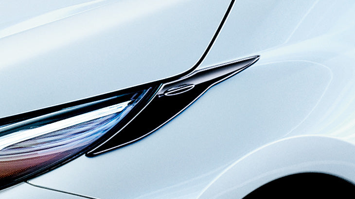 プリウスPHV50系】ヘッドライトガーニッシュ – VROOM