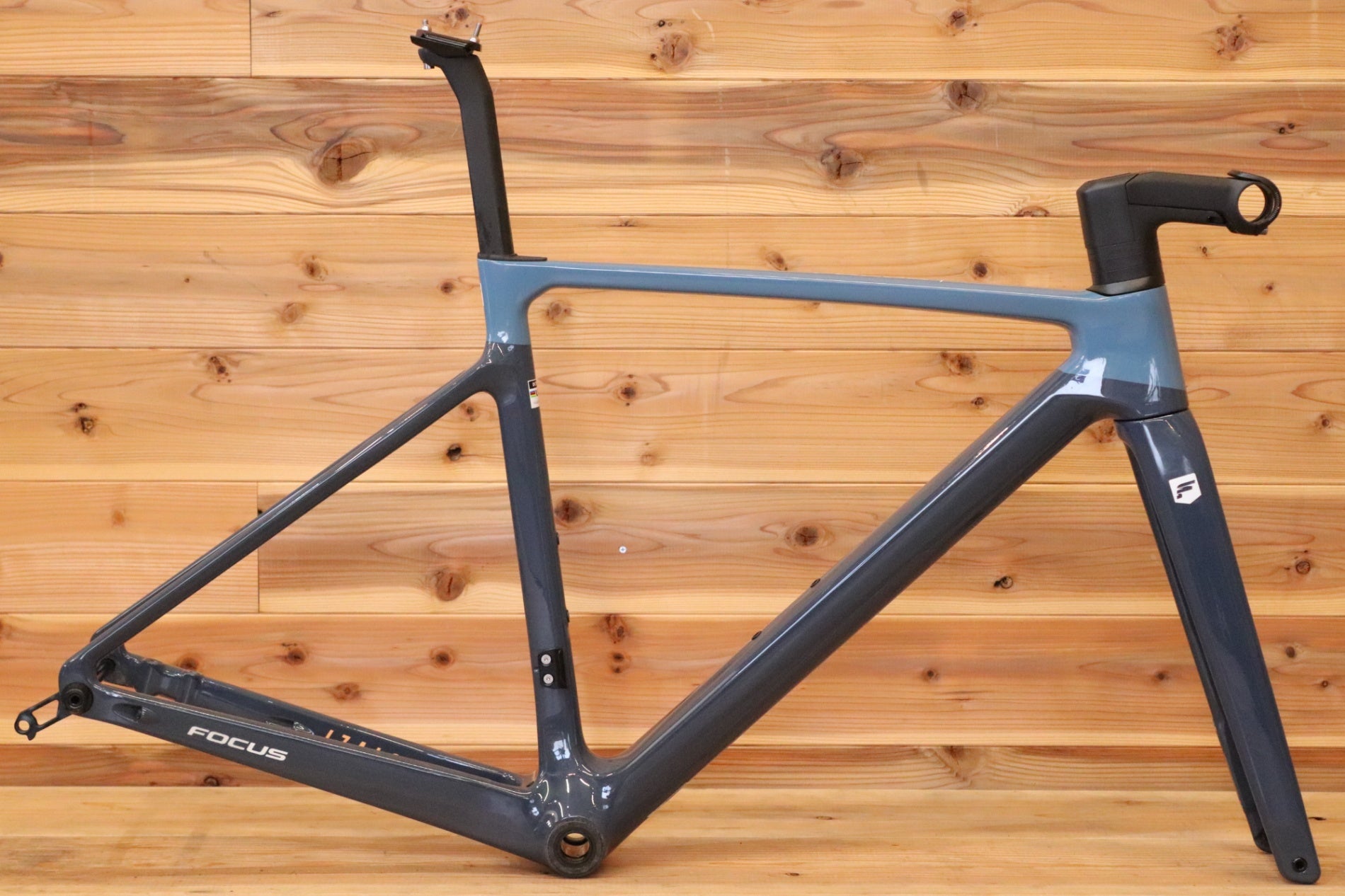 美品！ フォーカス FOCUS イザルコ マックス IZALCO MAX DISC 9 2024