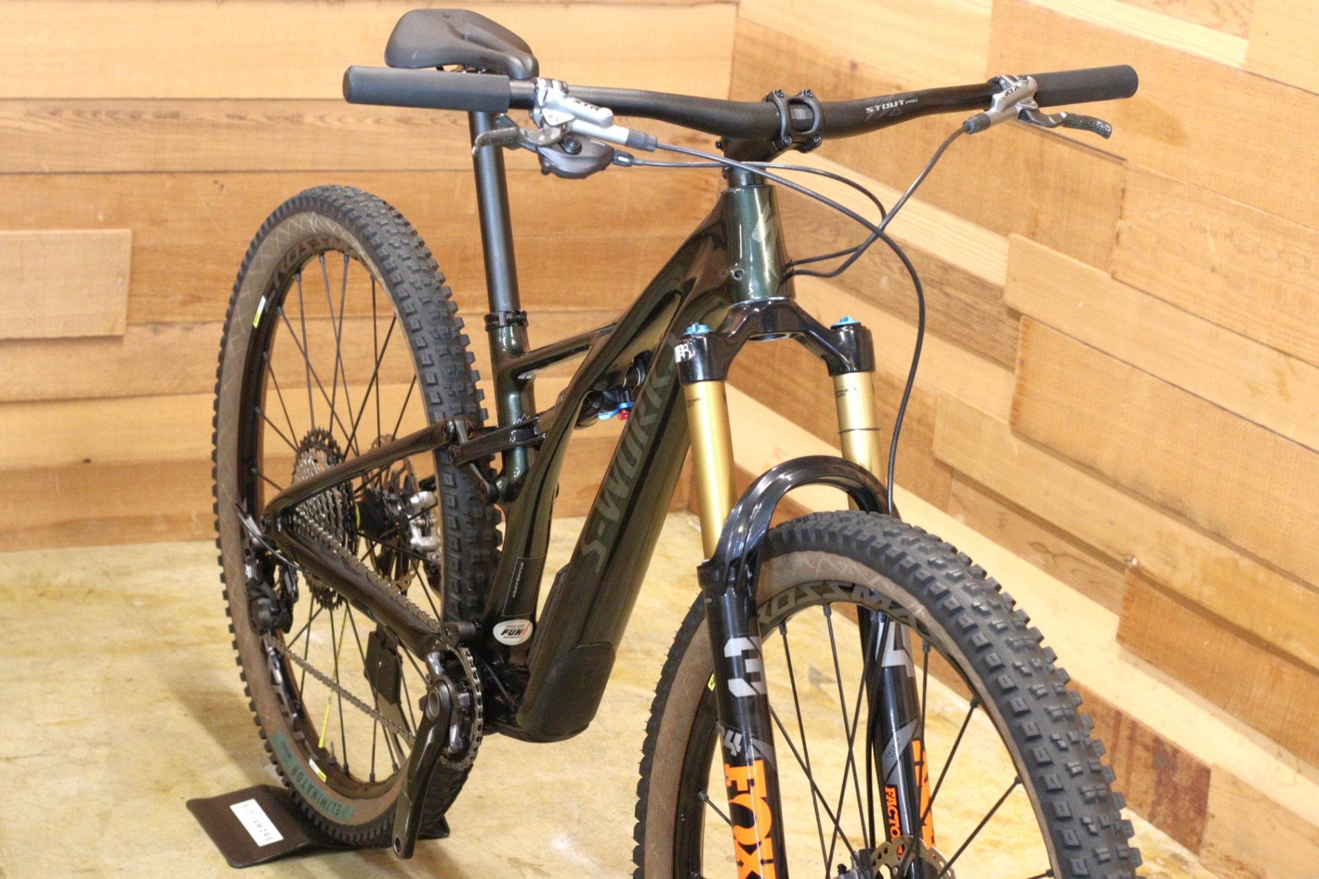 スペシャライズド SPECIALIZED エスワークス スタンプジャンパー S