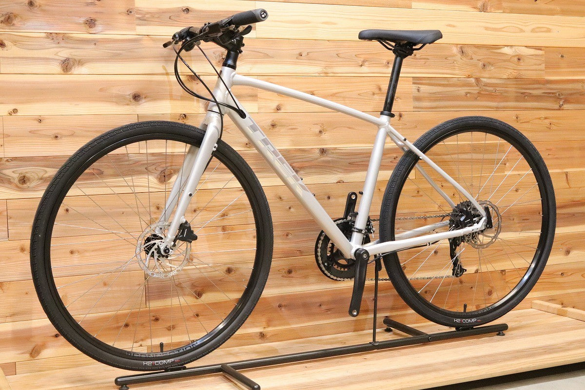 美車！ トレック TREK FX2 DISC 2022モデル Mサイズ シマノ ALTUS MIX