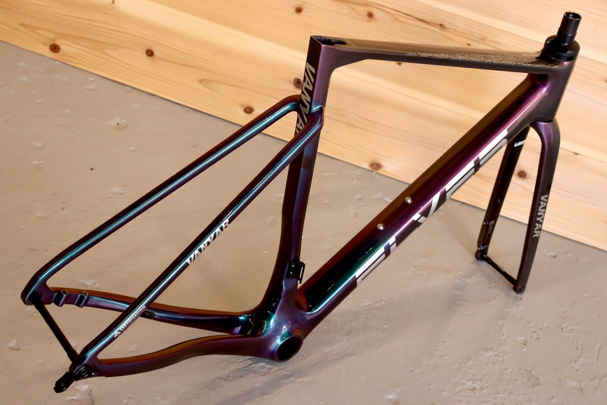 エルヴス ELVES BIKES ヴァンヤールプロ VANYAR PRO DISC 2023 53