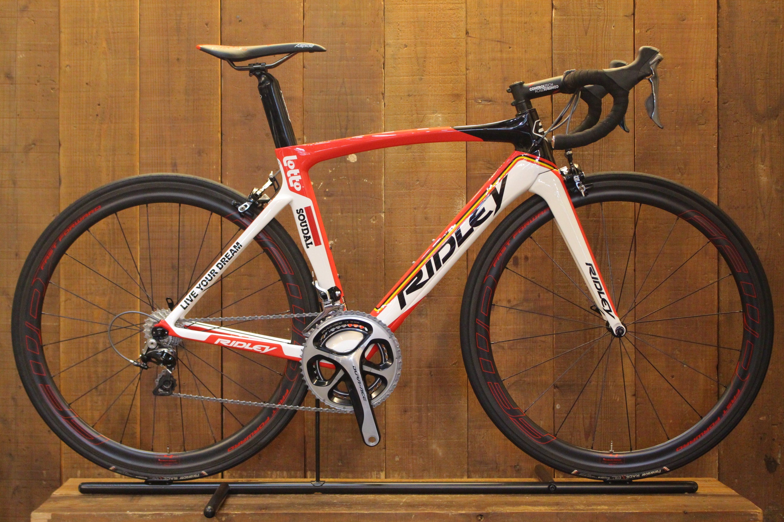 年末セール! リドレー RIDLEY ノア NOAH LOTTO SOUDAL 2016年モデル XS