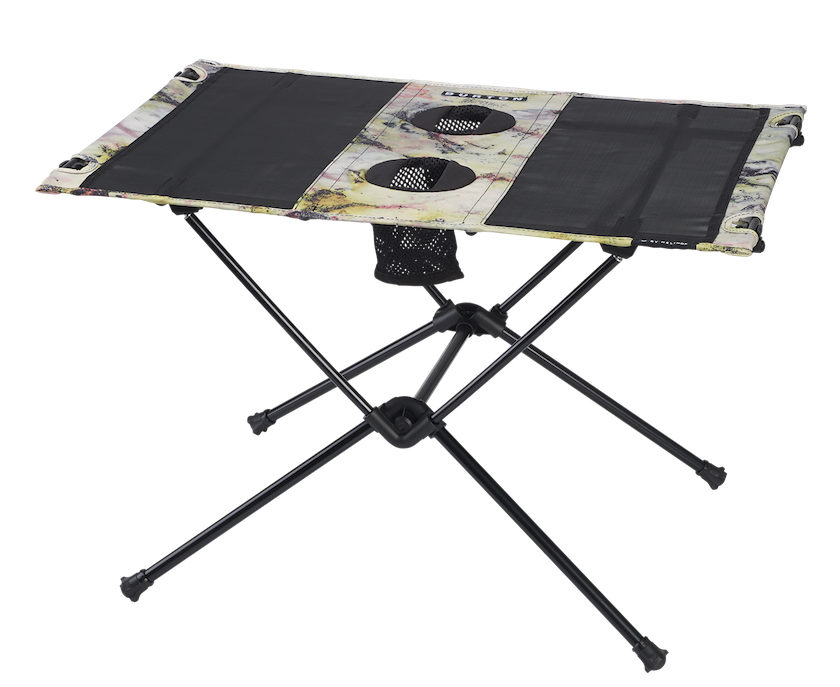 人気のバートン別注ヘリノックス。今季は野性味あふれる総柄で