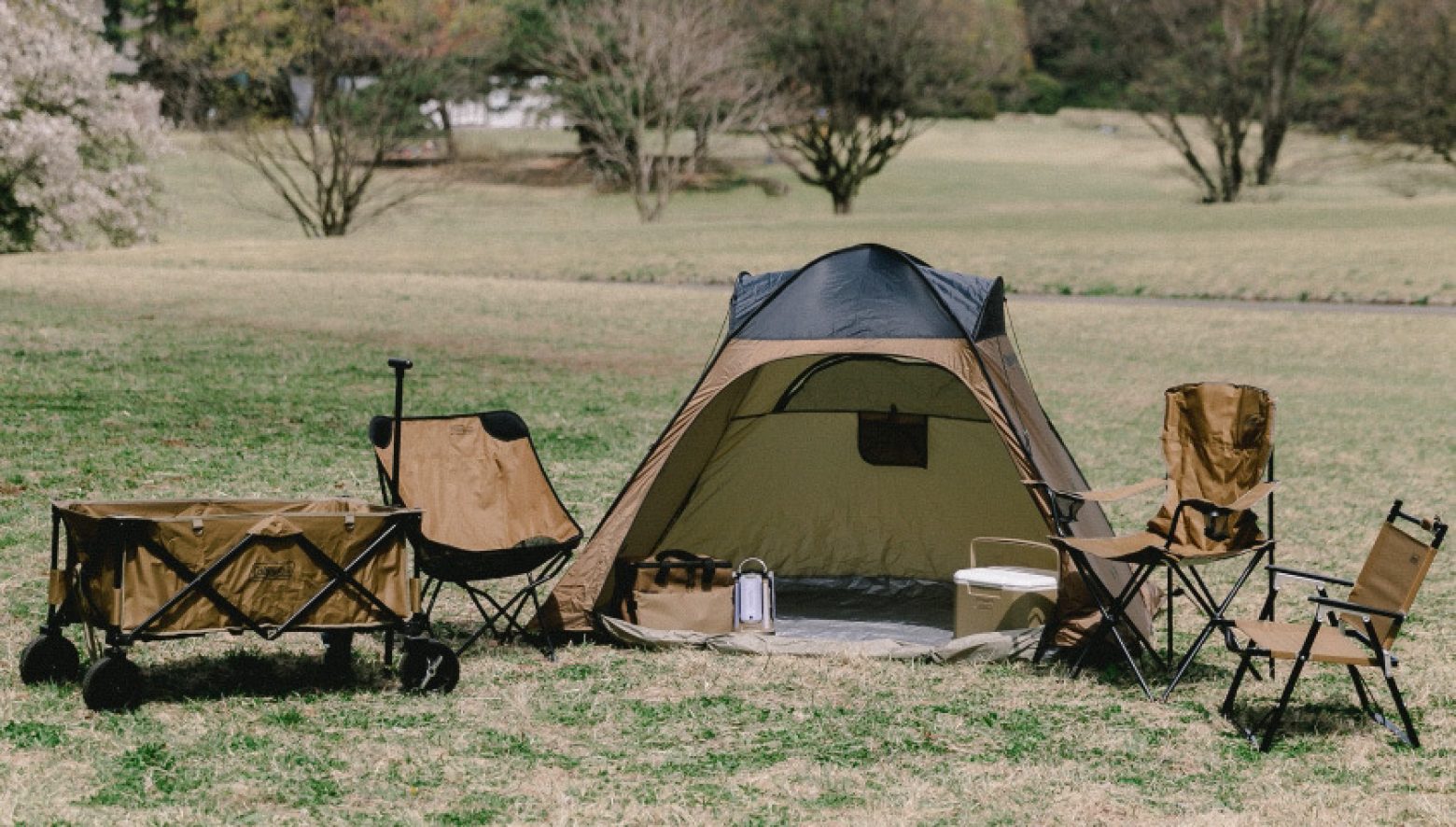 コールマン×URBSのミリタリーライクな人気コラボギアが、ボリューム