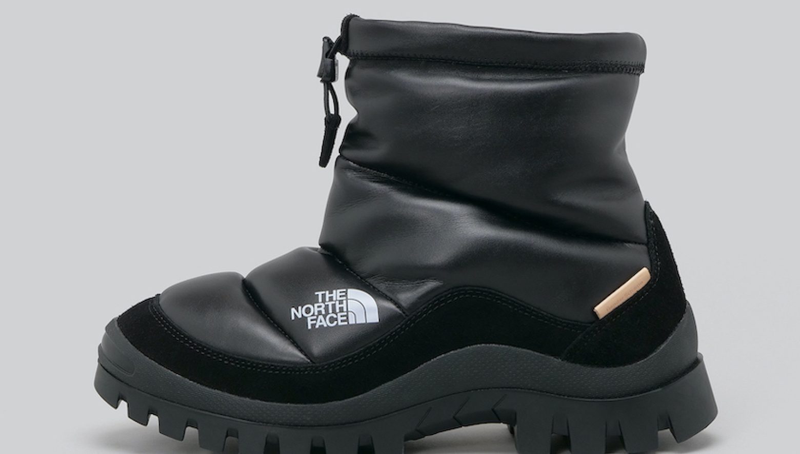 ザ・ノース・フェイス×エンダースキーマ。撥水レザーをまとった、極上