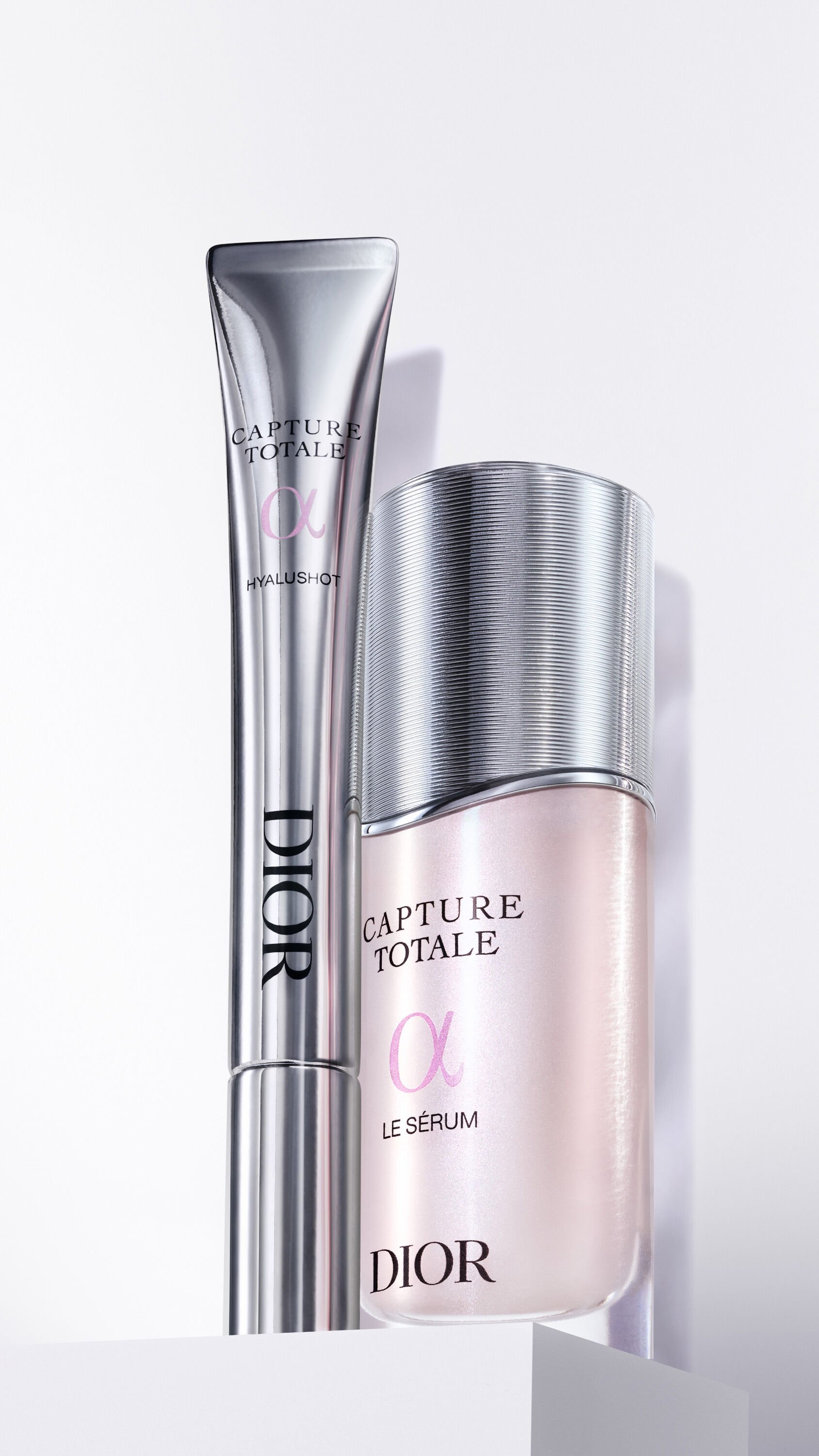 Capture Totale Hyalushot: The Dior Expert Wrinkle Smoother | DIOR