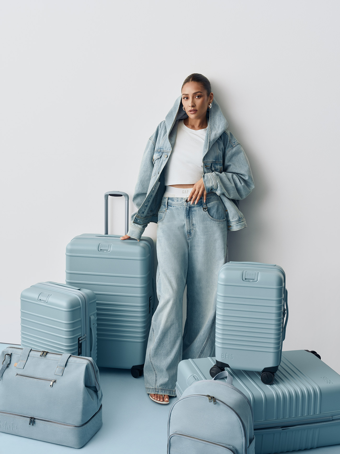 Gap x Béis Collection: Apparel, Luggage and Travel Bags [PHOTOS]
