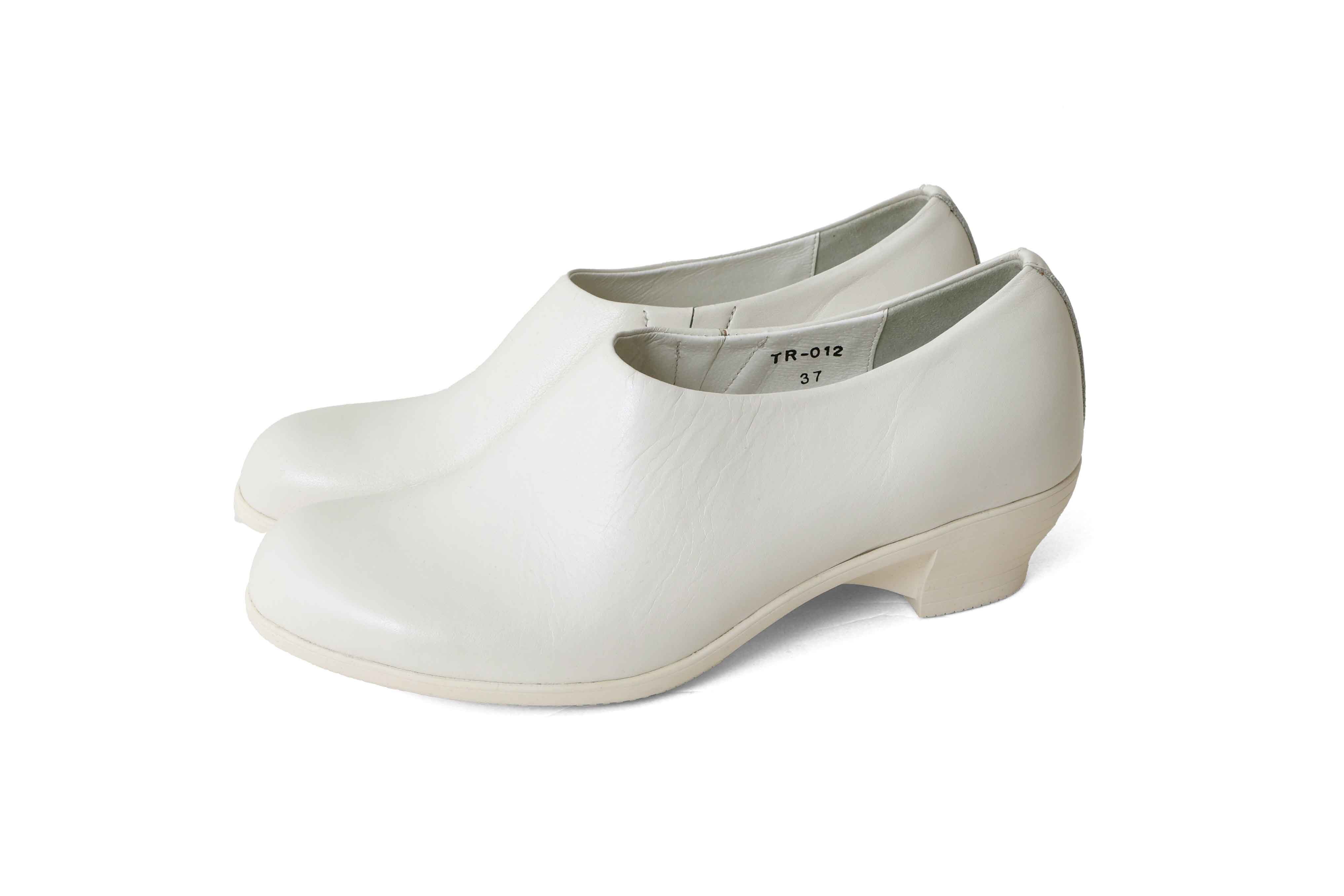 TRAVELSHOES by chausser ショセ TRAVEL SHOES スリッポンパンプス