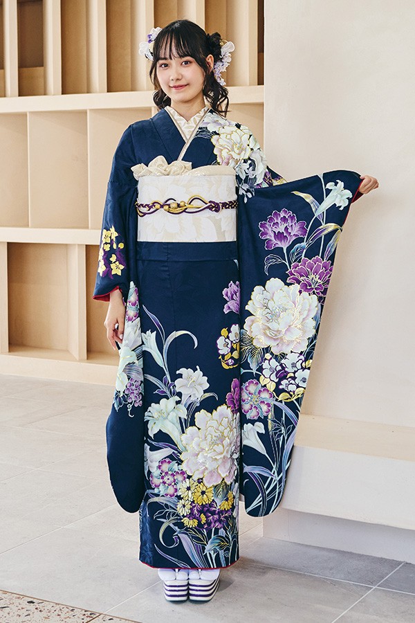 伝統美が輝く青紫色の振袖【KR506】｜振袖ギャラリー｜浜松市で成人式