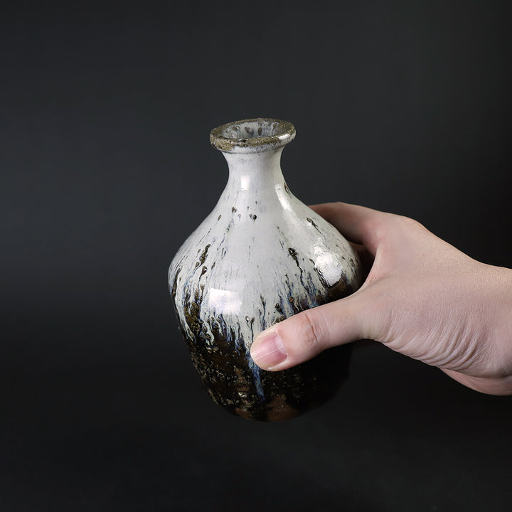 丸田宗彦 作 朝鮮唐津徳利 – ギャラリー一番館オンラインショップ