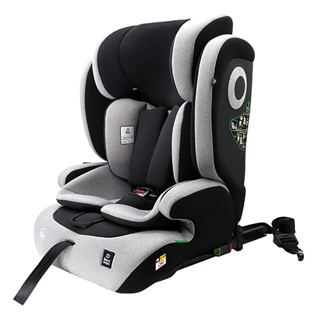 76cmから150cm（15ヶ月から12歳頃）まで使えるチャイルドシート