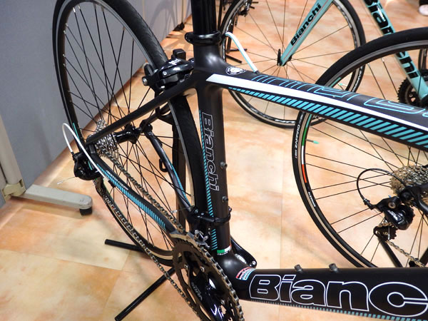 BIANCHI INTENSO(ビアンキ インテンソ)SORA完成車 2016 ロードバイク