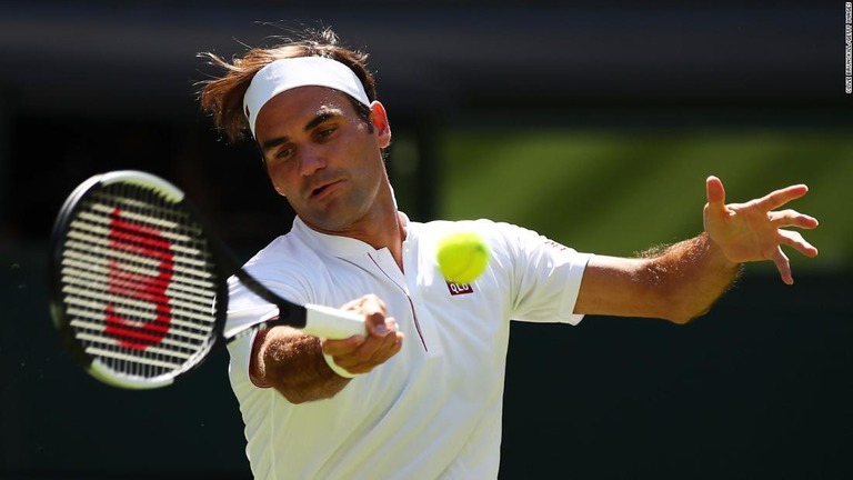 テニスのフェデラー選手、ナイキからユニクロに乗り換え (1/2) - CNN.co.jp