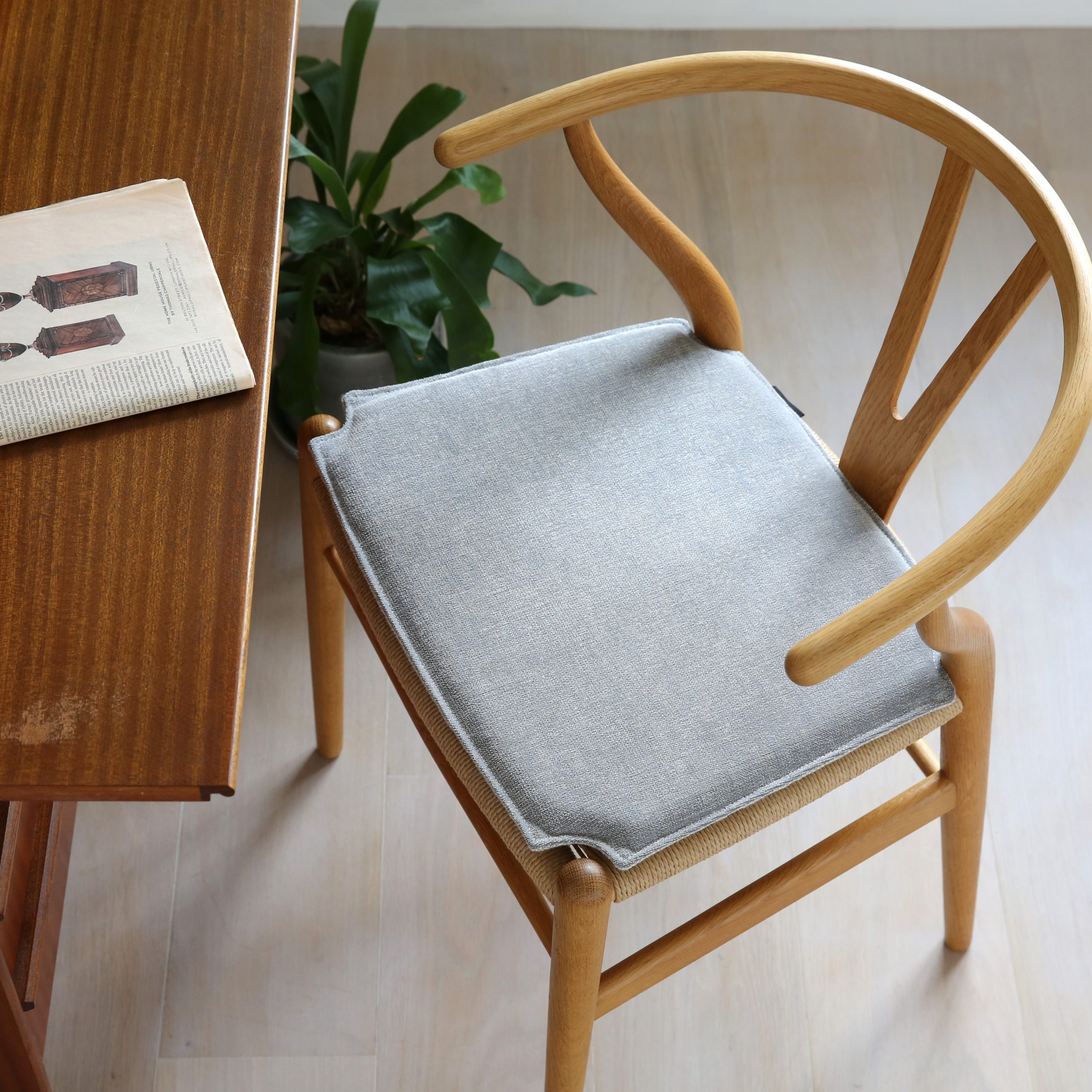 Yチェアシートクッション】Kvadrat×皆川明のタンバリンハリンダルを