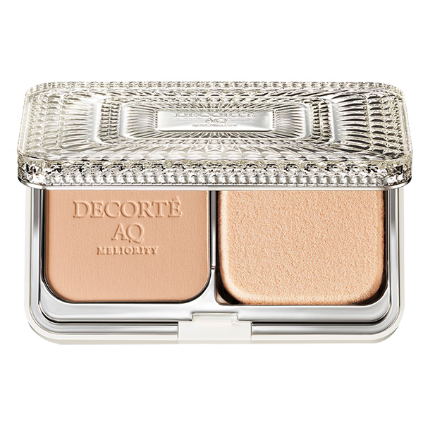 AQ ミリオリティ トリートメント パウダーファンデーション / コスメ