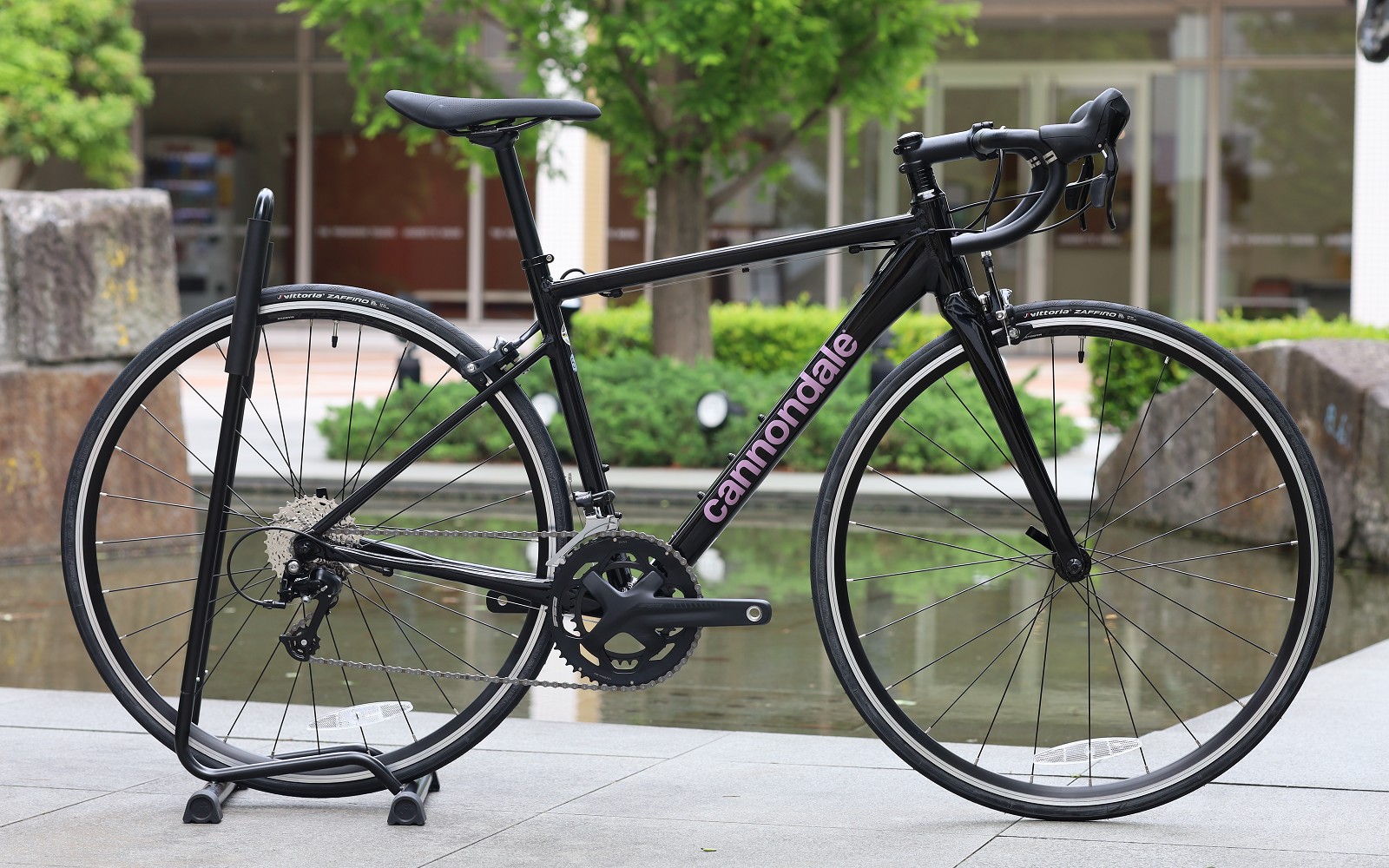 スポーツバイク初めての相棒に！CAAD OPTIMOシリーズ | キャノンデール横浜