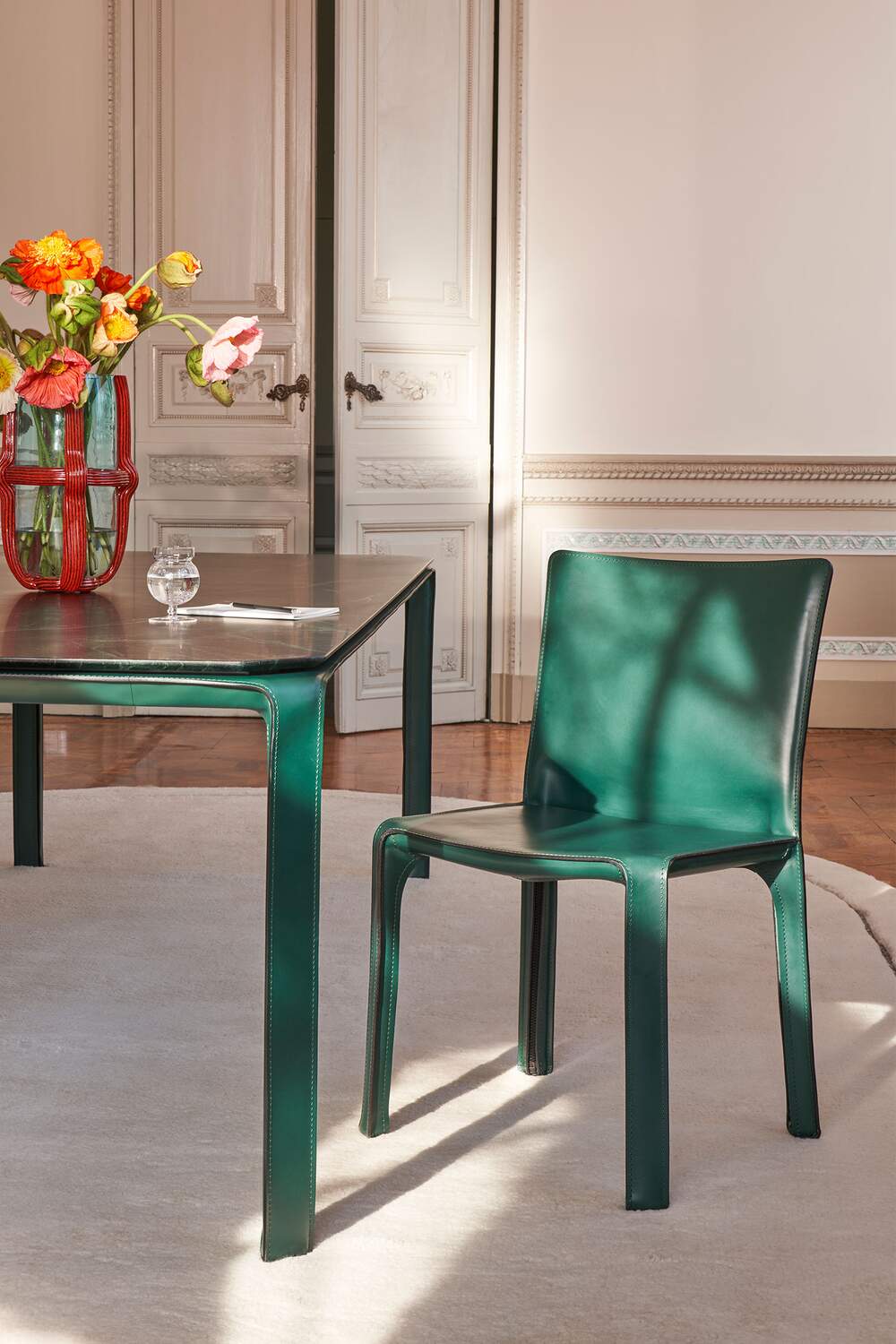 Cab 412 Chair by Mario Bellini | Cassina