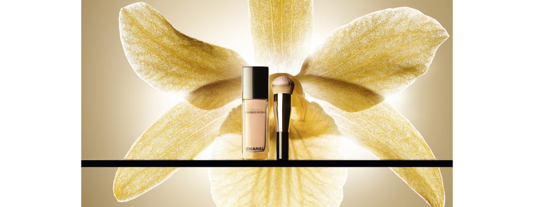 SUBLIMAGE L'ESSENCE DE TEINT – Skincare | CHANEL