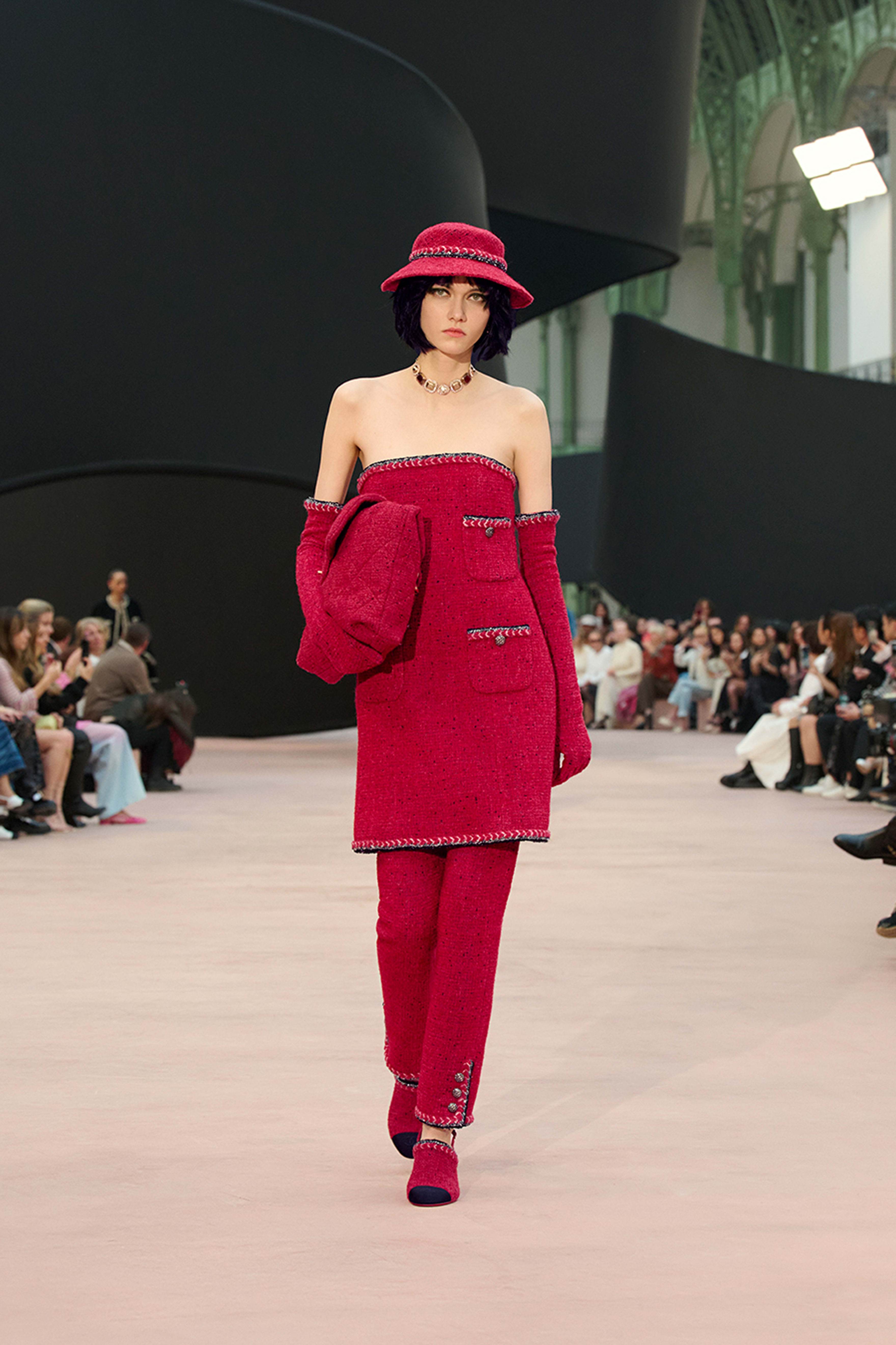 パンツ - ツイード、レッド & ブラック — ファッション | CHANEL シャネル