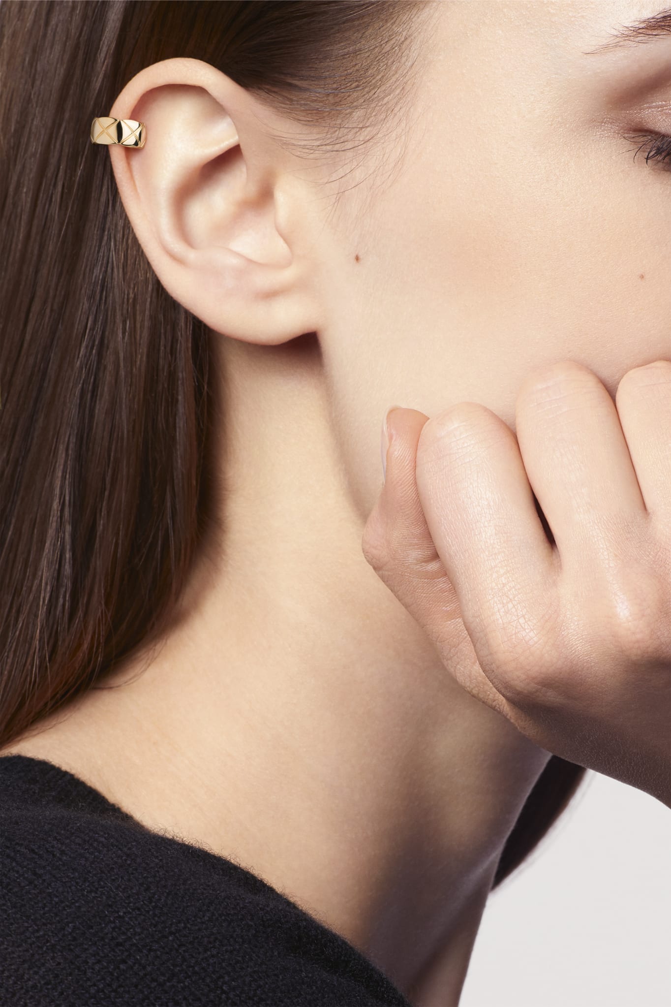 ココ クラッシュ コレクション イヤリング イエローゴールド | CHANEL