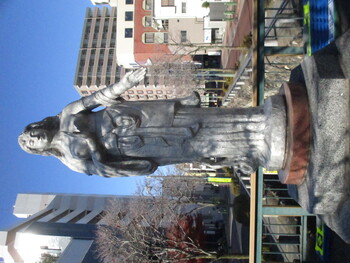 1.戦災者慰霊の女神：熊谷市ホームページ