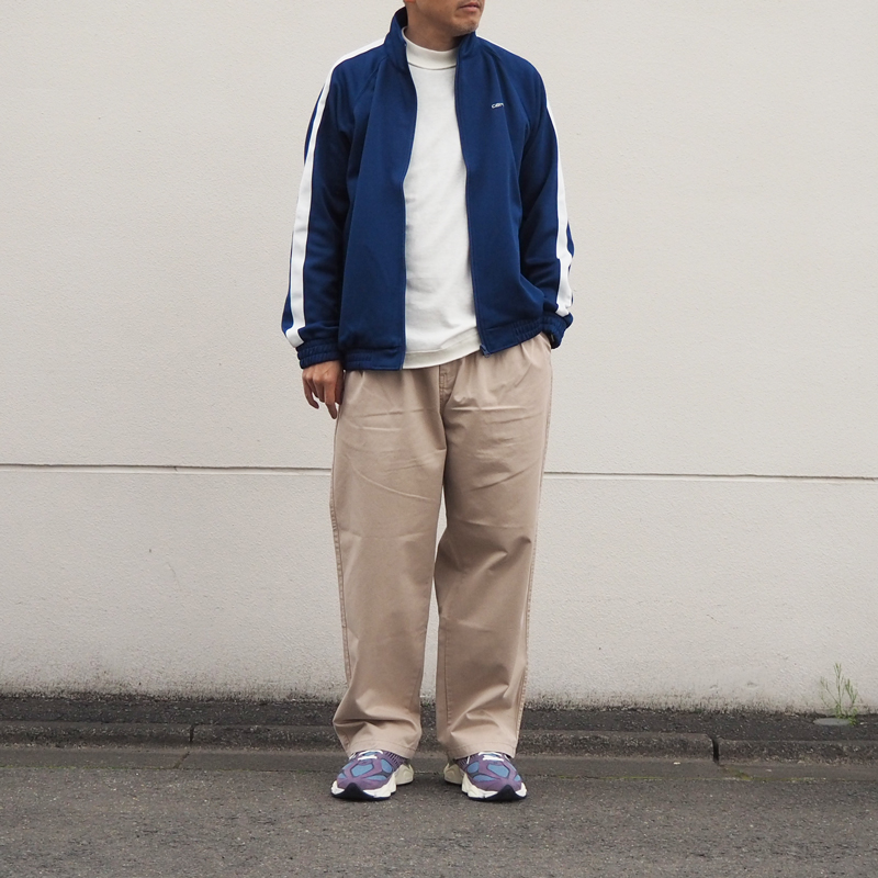 CARHARTT WIPのセットアップ、今回はトラックジャケットとパンツです