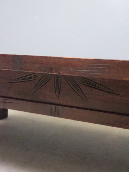 Icchodo軽井沢彫 桜 座卓 彫刻 時代ローセンターテーブル ダイニングテーブルセット 桜｜テーブル / table｜家具 | 軽井沢彫 一彫堂