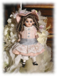 ミニョネットドールの通販｜銀座人形館