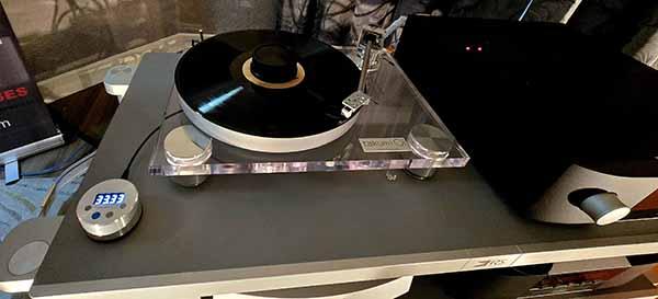 Turntable Two-Fer: Takumi and J.Sikora | Analog Planet