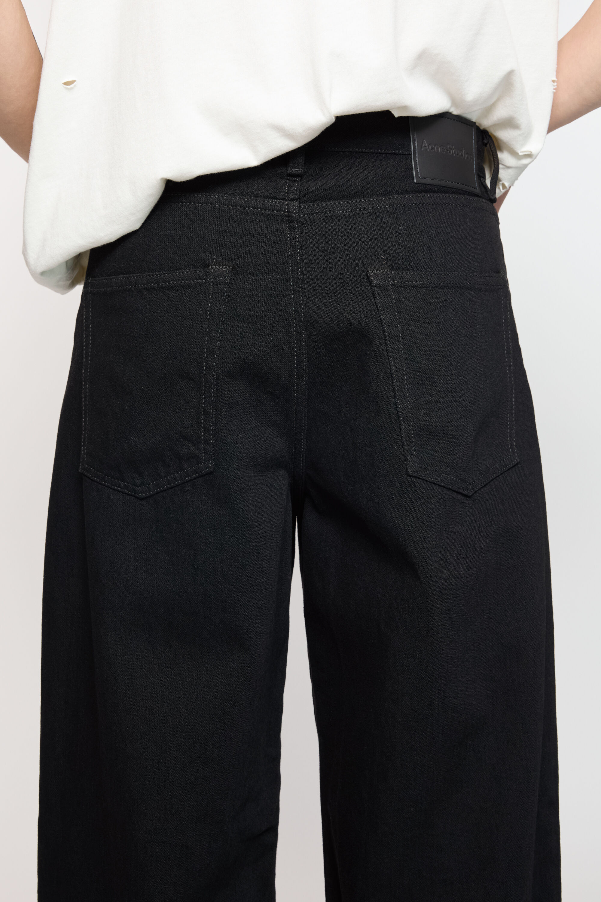 Acne Studios - Loose fit jeans - 1981 - Black