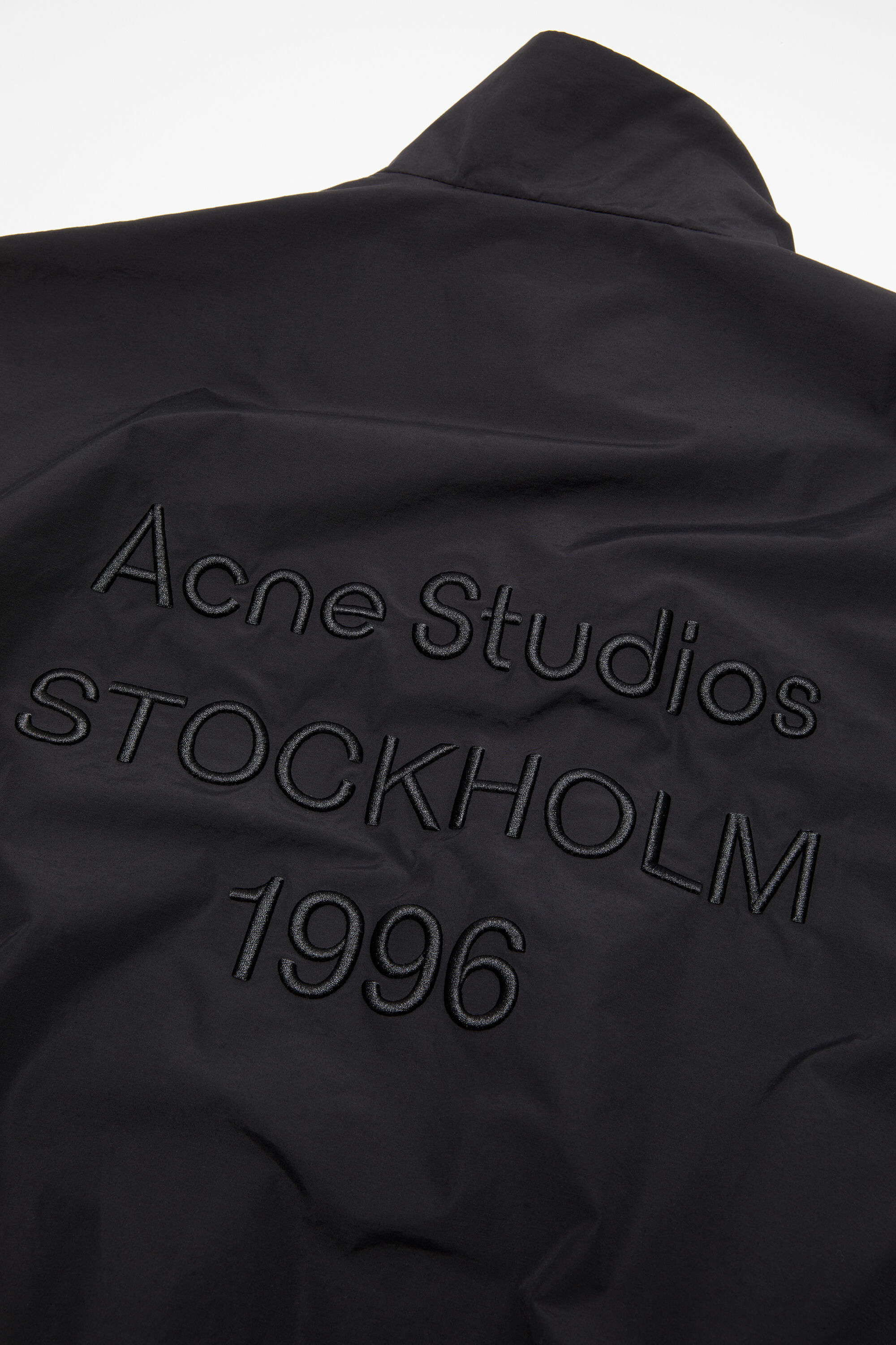 Acne Studios - Technische Jacke mit Logo - Schwarz