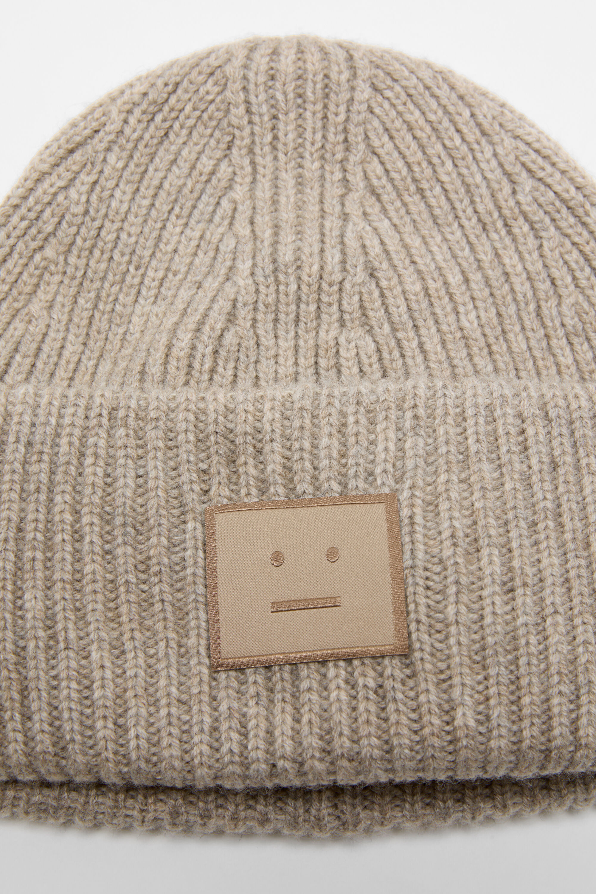 Acne Studios - Ribbed face logo beanie - Greige melange