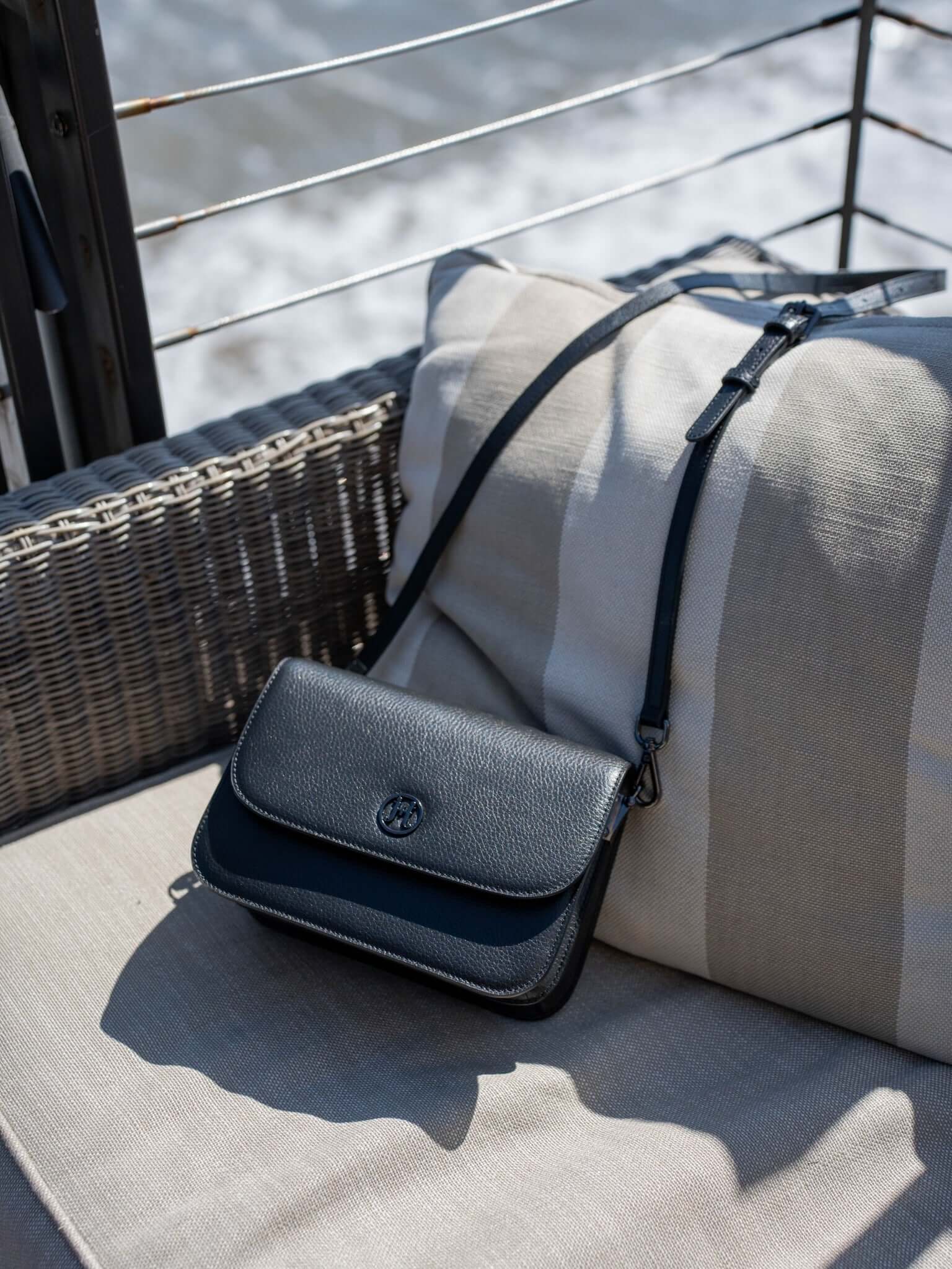 HARMONY Black Vegan Bag | MIRUM® Leather Alternative | jeane + jax