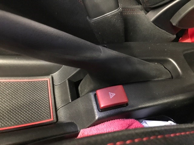 ZC33Sスイフト アールズハザードスイッチ | A PIT AUTOBACS