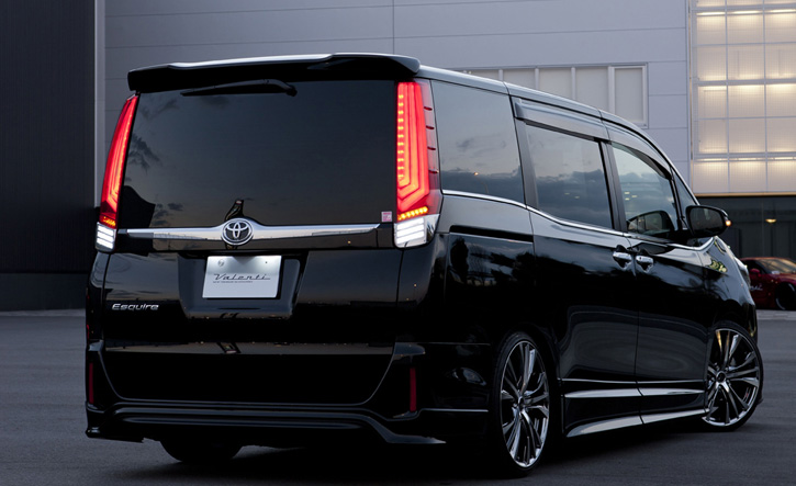 ノア・ヴォクシー80系用ジュエルLEDテール VALENTI(ヴァレンティ