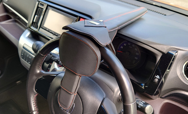 レクサスIS(盗難防止)用ステアリングロック オートアクセサリー｜LEXUS