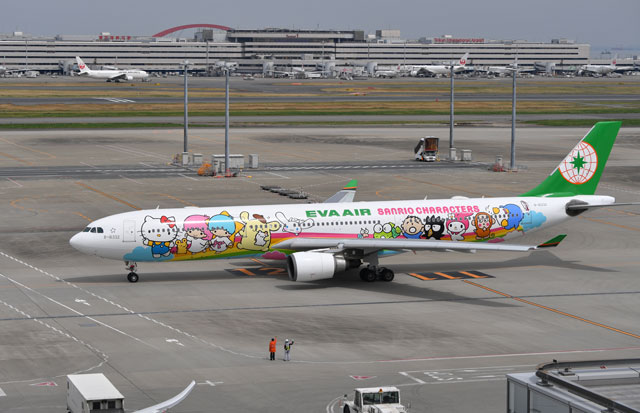 エバー航空、ドリームジェットが羽田就航 サンリオとコラボ