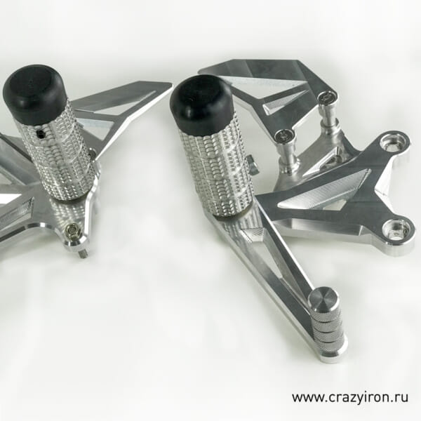 CRAZY IRON ZX6R (03-04) スタント専用 ステップキット｜AxxL